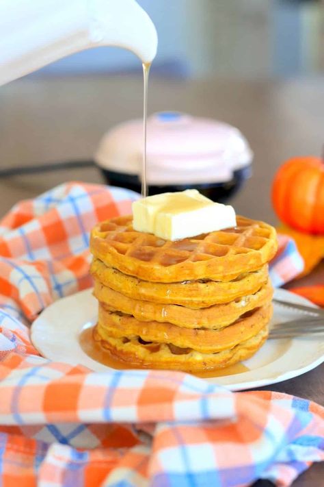 These Keto Pumpkin Spice Waffles are slightly sweet with a hint of pumpkin spice and are easily made with just 6 simple ingredients. Giving you that comfort fall feeling you have been craving with these fluffy waffles. #lowcarb #keto #sugarfree #pumpkin Keto Pumpkin Waffles, Low Carb Waffle, Pumpkin Waffles Recipe, Pumpkin Spice Waffles, Fall Feeling, Waffle Ingredients, Fluffy Waffles, Keto Pumpkin, Pumpkin Waffles