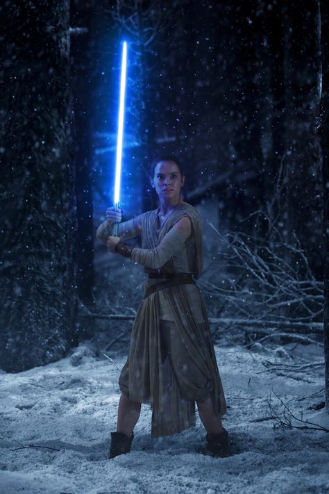 Ray Star Wars, Daisy Ridley Star Wars, Star Wars Vii, Star Wars 7, Star Wars Light, Star Wars Character, Episode Vii, Rey Star Wars, Daisy Ridley