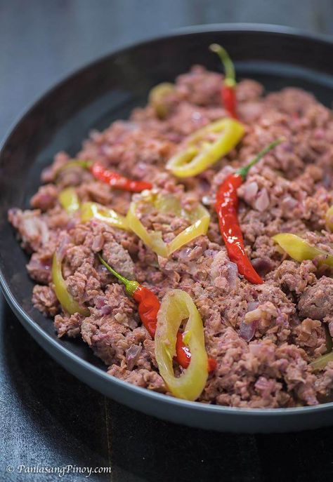 Ginataang Santol - Sinantolan Beef Patty Recipe, Filipino Vegetable Recipes, Beef Patties Recipes, Filipino Street Food, Patty Recipe, Filipino Dish, Minced Pork, Party Food Platters, Filipino Dishes