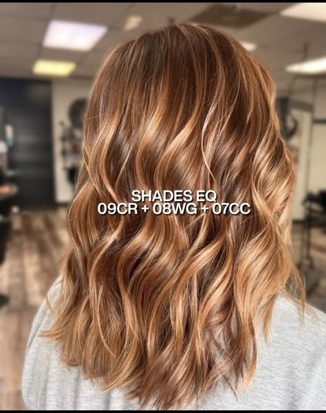 Brown Hair Color Chart, Light Auburn Hair, Blonde Highlights On Dark Hair, Fall Blonde Hair, Honey Hair Color, Hair Color Formulas, Teased Hair, Honey Blonde Hair, Honey Hair