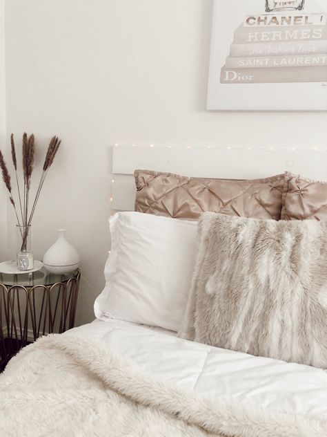 Fur Bedding, Bedroom White, White Fur, White Bedroom, Room Inspo, Bed Pillows, Pillow Cases, Seasonal Decor, Apartment