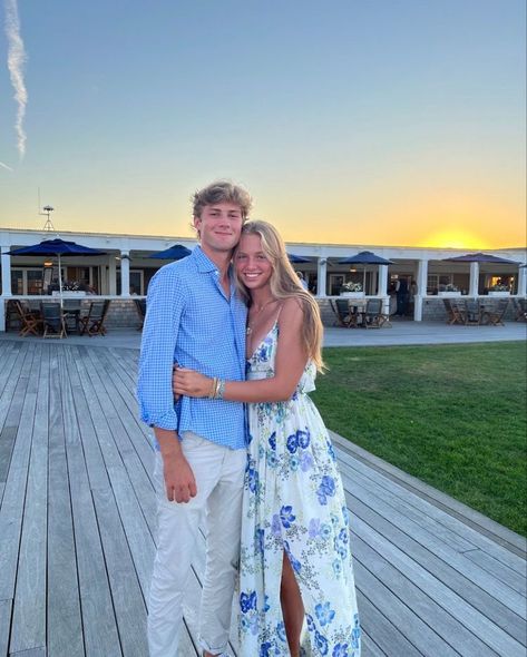 Couple Poses Beach, Prom Dresses Floral, Floral Dress Wedding, Floral Dress Wedding Guest, Teenage Love, Coastal Granddaughter, Floral Wedding Dress, Dress Wedding Guest, Cute Relationship Photos