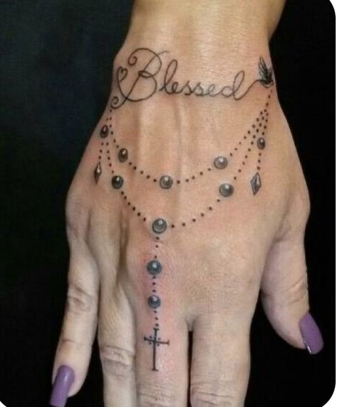 Rosary Hand Tattoo, Girly Finger Tattoos, Female Foot Tattoos, Rosary Bead Tattoo, Hand Tattoo Ideas, Wrist Bracelet Tattoo, Rosary Tattoo, Cool Wrist Tattoos, Flower Wrist Tattoos