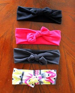 Married to Davis: DIY No-Sew Knot Headband Sew Headbands, Sewing Headbands, Ikat Kepala, Diy Headbands, Headband Diy, Diy Baby Headbands, Sewing Fleece, Diy Bebe