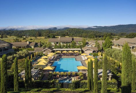 Stanford University Campus, California Regions, Rosewood Hotel, Dvd Players, Luxury Resorts, Menlo Park, Luxury Destinations, Spa Tub, University Campus