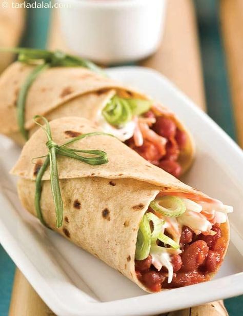 Barrito recipe, Vegetarian Recipes Veg Wraps, Rajma Recipe, Wraps Recipes Healthy, Cake Courgette, Paneer Tikka, Strong And Healthy, Wrap Recipes, Rolls Recipe, Stay Strong