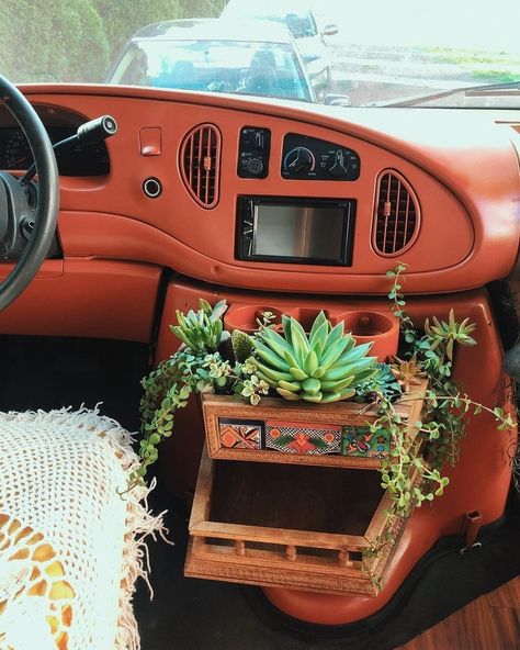 At first, we thought dashboard gardens aren't real because how can plants survive in such harsh corner of your car? But one day, we thought of trying it ourselves and the result was astounding. Life finds its way in the most unexpected of places.🌿 📸 by @dayzea Combi Hippie, Car Interior Diy, Diesel Heater, Hippie Car, Car Deco, Van Life Diy, Hippie Van, Van Home, Van Living