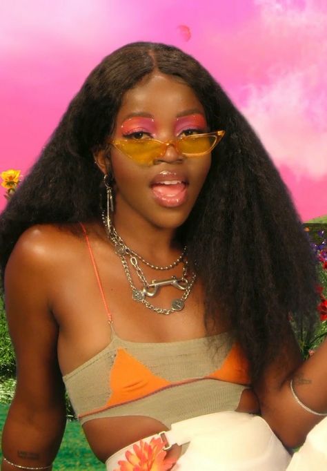 Tkay Maidza Tkay Maidza Aesthetic, Tkay Maidza, Jewerly Set, Afro Style, Fashion Tv, Black People, Iconic Characters, Divine Feminine, Photography Tips