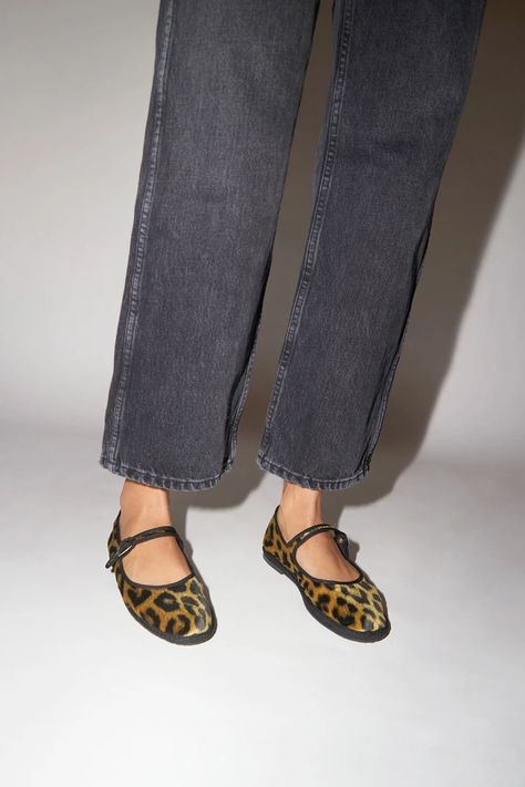 Drogheria Crivellini Mary Jane in Leopard Animal Print Shoes Outfit, Mary Jane Flats Outfit, Maryjane Shoe, Leopard Print Shoes Outfit, Leopard Flats Outfits, Leopard Shoes Outfit, Cheetah Flats, Leopard Ballet Flats, Cheetah Print Flats