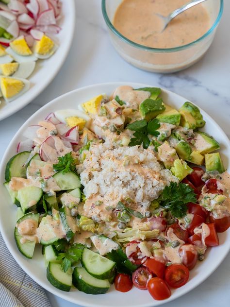 Crab Louie Salad ⋆ Deb's Daily Dish Crab Louie Recipe, Crab Louie Salad, Crab Louie, Healthy Low Carb, Low Carb Salad, Salad Sauce, Crab Salad, Easy Summer Meals, Lunch Salads