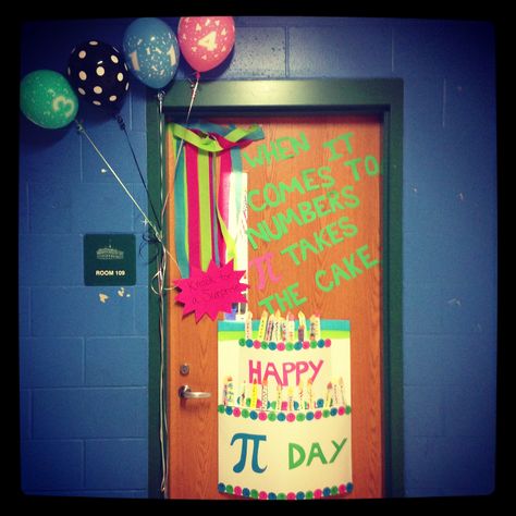 Pi day celebration and door decorating competition! 3D cake plus singing children and cupcakes for judges = one winning door!! Pi Day Decorations, Pi Party, Pi Day For Elementary Students, Pie For Pi Day, Pi Pie, Pi Day Funny Meme, Office Culture, Math Night, Happy Pi Day