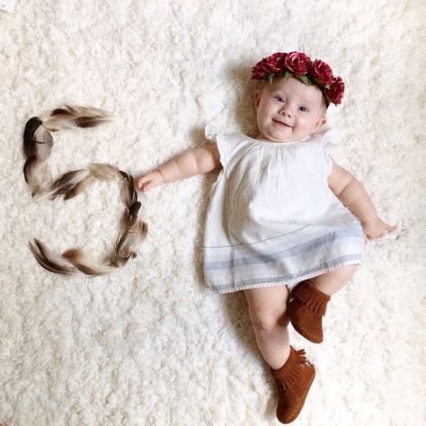 Five Months Baby Photography, Baby Month By Month, Baby Photography, Photography Inspiration, Kids Fashion, Violet, Flower Girl Dresses, Wedding Dress