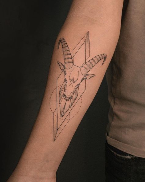 Best Capricorn Tattoo Designs to Inspire You Capricorn Tattoo For Men, Cute Goat Tattoo, Goat With Horns, Capricorn Sign Tattoo, Capricorn Tattoo Designs, Scientific Tattoo, Tattoo Goat, Capricorn Tattoos, Quetzalcoatl Tattoo