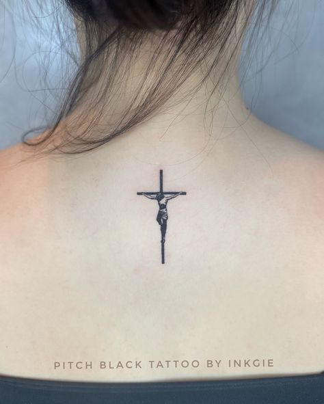 35+ Cross Tattoo Ideas for Women Small Cross Back Tattoo, Crucifix Tattoo For Women, Tattoo Cross For Women, Christ Tattoo Women, Dainty Cross Tattoos For Women, Catholic Cross Tattoo, Cross Chest Tattoo, Catholic Tattoos For Women, Cross Tattoo On Back