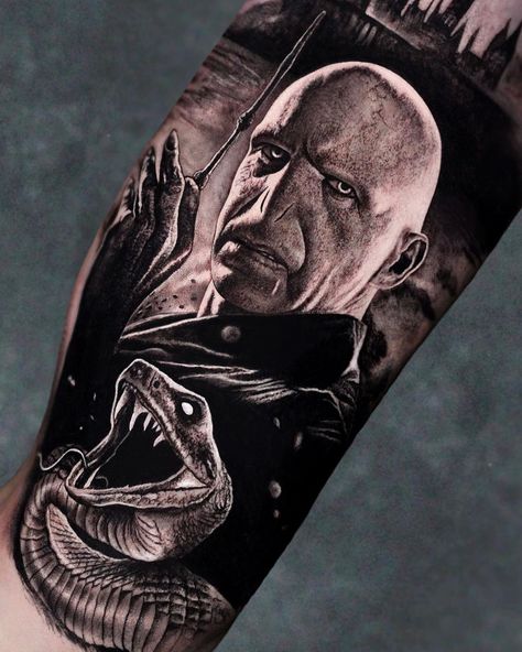 Voldemort Tattoo Design, Lord Voldemort Fanart, Voldemort Tattoo, Harry Potter Sleeve, Slytherin Tattoo, Harry Potter Tattoo Sleeve, Tattoo Harry Potter, Anuel Aa Wallpaper, Hp Tattoo