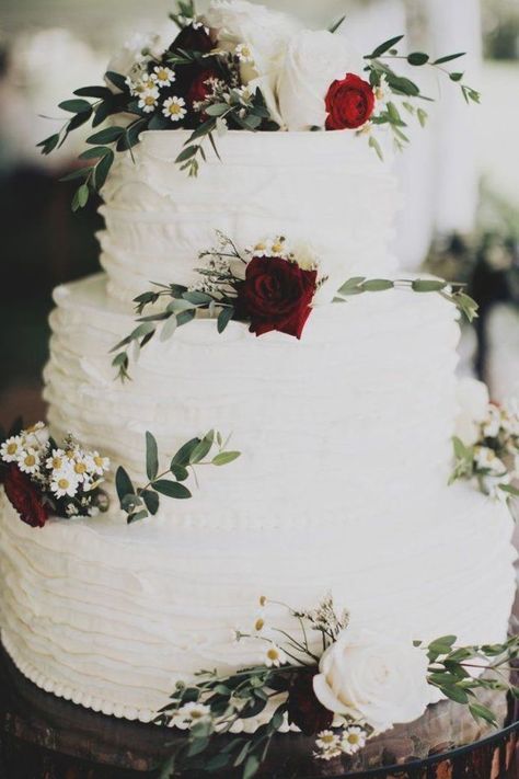 White Wedding Cake Red Roses, Valentines Day Wedding Cake, Wedding Cake Dark Red, Dark Red Wedding Cake, Red And White Wedding Cake, Wedding Cake With Red Roses, Wedding Cake Dark, Cake With Red Roses, Textured Wedding Cake