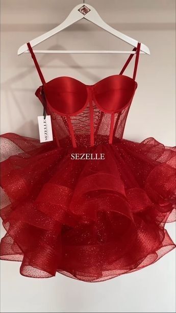 Red Short Corset Dress, Stunning Prom Dresses, Prom Dress Inspiration, Cute Prom Dresses, Pretty Prom Dresses, Fashion Mistakes, Glam Dresses, Looks Chic, Outfit Combinations