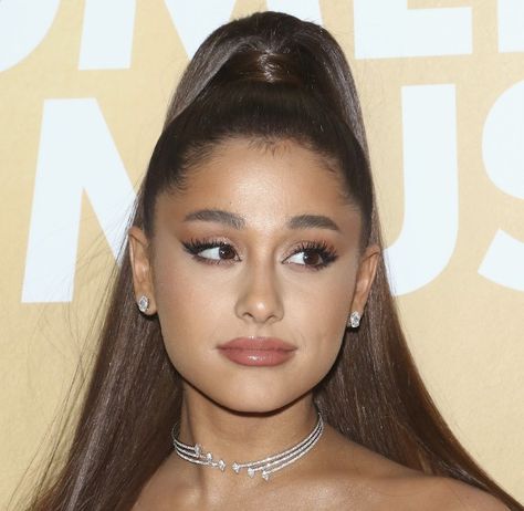 Ariana Grande Make Up, Ariana Grande Hair Color, Ariana Grande Without Makeup, Ariana Grande Makeup, Ariana Grande Hair, Tattoo Now, Ariana Grande Pictures, Portrait Pictures, Ariana G