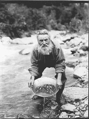 Gold Rush 1849 Klondike Gold Rush, Gold Miners, Panning For Gold, California Gold Rush, Gold Prospecting, Yukon Gold, Wilde Westen, Into The West, American Frontier