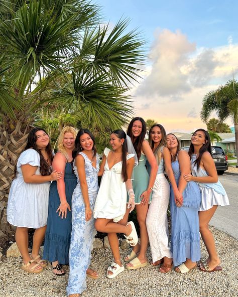 bachelorette weekend 🤍🐬💍 Naples Florida Bachelorette Party, Bahama Bachelorette Party, Bachelorette Party Outfits Group Beach, South Carolina Bachelorette Party, 30a Florida Bachelorette Party, Bachelorette Beach Photos, Blue Bachelorette Party Outfit Group, Bachelorette Beach Pictures, Hilton Head Bachelorette Party