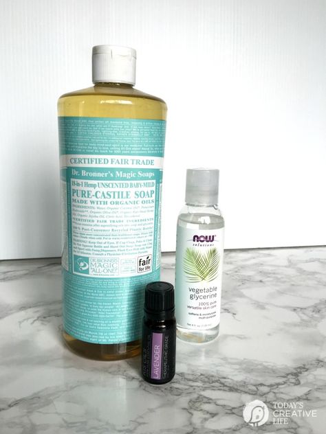 Dr Bronners Body Wash, Easy Diy Body Wash, Body Wash For Sensitive Skin, Homemade Foundation, Body Wash Recipe, Diy Body Wash, Tea Tree Body Wash, Handmade Lotion, Homemade Body Wash