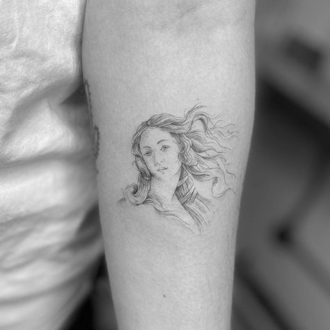 Venus Tattoo Goddess, Venus Tattoo, Venus Goddess, P Tattoo, History Tattoos, Goddess Tattoo, Tattoo Now, London Tattoo, Line Work Tattoo