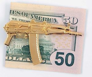 Wallets are for chumps, if you really want to tote around your fat stack of dough like a true shot-caller you need the AK-47 money clip. This badass and gold... Zombie Survival Kit, Gold Everything, Fancy Fashion, Money Stacks, Gold Wallet, Zombie Survival, Gold Bag, Cheap Gifts, Simple Gifts