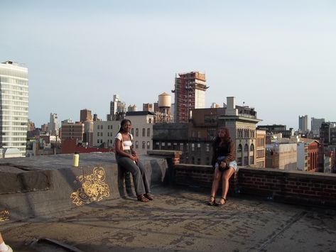 Photo of 2 friends on rooftop lower east side Lower East Side Nyc Aesthetic, Lower East Side Aesthetic, Nyc Core, Diaries Aesthetic, Lower East Side Nyc, Land Scapes, Background References, Basketball Diaries, Summer Shoot