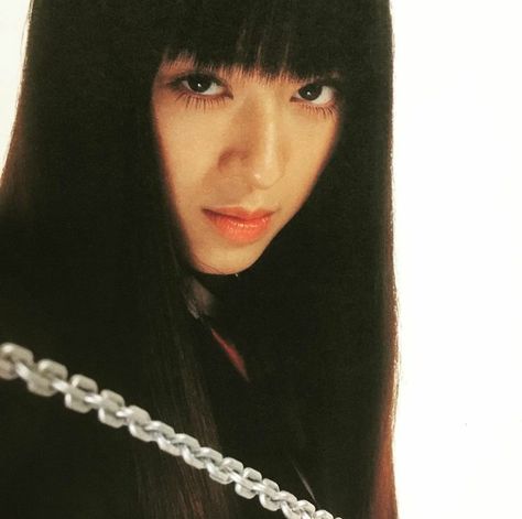 Chiaki Kuriyama Chiaki Kuriyama, Latina Hair, Korean Hair Color, Tv Icon, Aesthetic Japan, Kill Bill, Film Inspiration, Aesthetic Themes, Just For Laughs Videos