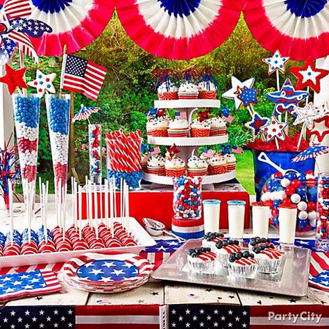 Patriotic Dessert Table, Red White And Blue Decorations, Patriotic Invitations, July 4th Wedding, Blue Decorations, Usa Party, American Party, Patriotic Desserts, Fourth Of July Decorations