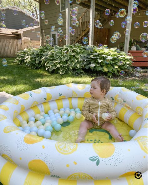 Everything you need for a baby friendly pool party this summer. Complete with pool, bubbles and splash pad! Puppy Pool, Dog And Baby, Backyard Water Parks, Natural Baby Toys, Wooden Play Gym, Pool Party Games, Nursery Rocker, Backyard Summer, Toddler Outdoor