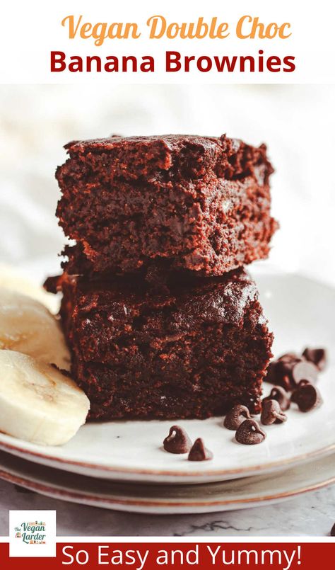 Delicious chocolate banana brownies that are super easy to make. Really fudgy and delicious to eat! Also with a Spiced Christmas option! Grain Free Dessert Recipes, Chocolate Banana Brownies, Vegan Afternoon Tea, Egg Substitutes, Vegan Brownies Recipe, Banana Brownies, Grain Free Desserts, Spiced Chocolate, Brownie Recipe