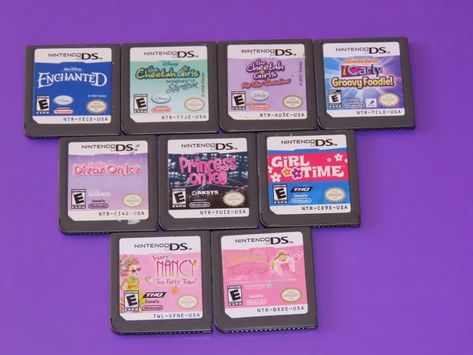 Early 2000s Kids Shows, Retro Games Poster, Nintendo Dsi, Kawaii Games, Nintendo Ds Games, Nintendo 3ds Xl, Nintendo Switch Accessories, Ds Games, Icarly