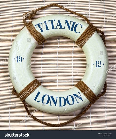 Titanic Drawing, Titanic Art, Titanic Photos, Life Preserver, Rms Titanic, Compass Rose, Vintage Memory, Life Savers, Deep Sea