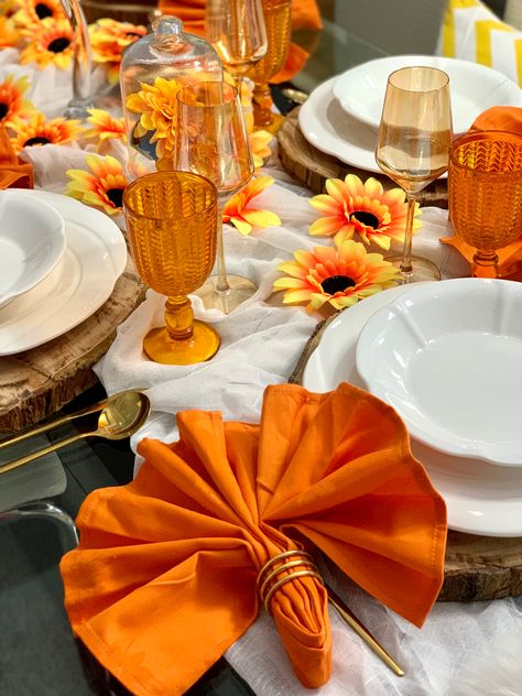 Orange Party Table Decorations, White And Orange Table Setting, Table Birthday Decorations, Orange And Gold Elegant Thanksgiving Table, Thanksgiving Orange Table Setting, Orange Napkin Table Setting, Thanksgiving Table Settings Orange Tablecloth, Birthday Table Setting, Backyard Party Decorations