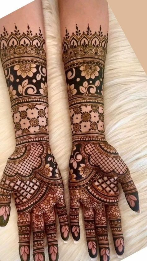 New Style Mehandi Designs, Sider Mehendi Designs, Mehandhi Designs Beautiful Full Hand, Mehandi Designs For Hands Unique Bridal Mehndi, Mehndi Full Hand Designs, Mehendi Designs For Hands Full, Mehandi Designs Full Hand, Mehendi Designs For Engagement, Henna Designs Full Hand