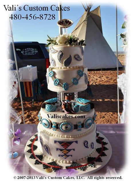 Native theme with edible jewelry to contemporary designs. Native American Wedding Cake, Native American Cake, Wedding Cake Diy Decorating, Native Wedding, Navajo Wedding, Native American Wedding, 17 Birthday, Jewelry Basket, Wooden Cake