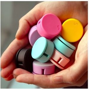 Learn more about the Round Earphone Winder! Phone Screen Wipes, Headphone Organizer, Earphone Organizer, Cleaning Screens, Earphones Wire, Desain Pantry, Cord Holder, Cord Storage, Birthday Gifts For Teens