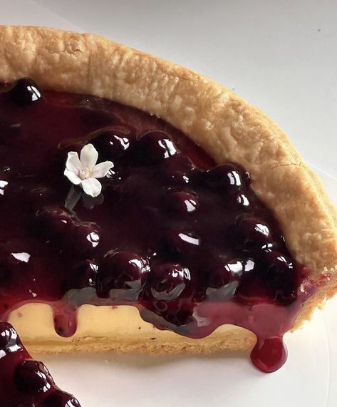 food, pie, cake, dessert, aesthetic, cupcake, cherries, cherry, coquette Pie Aesthetic, Pie Pictures, Dessert Aesthetic, Cherry Cupcakes, Cherry Desserts, Cherry Pie Filling, Cherry Tart, Pie Cake, Cherry Pie