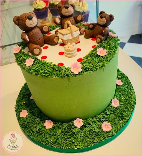 Teddy Bears Picnic by Cutsie Cupcakes Teddy Bears Picnic Food, Picnic Cakes, Barney Cake, Teddy Bear Birthday Cake, Teddy Bear Picnic Birthday Party, Jungle Cakes, Teddy Bear Birthday Party, Teddy Cakes, Picnic Cake