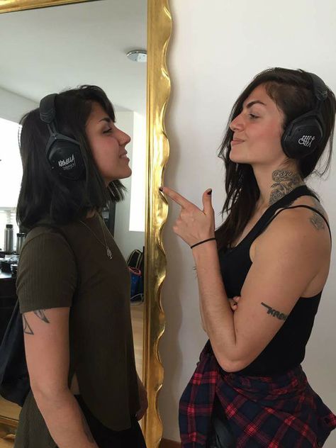 Krewella Krewella, Electronic Music, World's Best, Pinterest Likes, Hip Hop, Mirror Selfie, Music