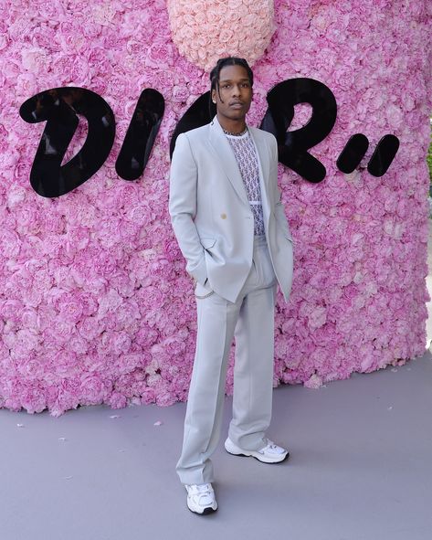 Slouchy suits and sneakers are about to be the summer’s red carpet staple. Asap Rocky Outfits, Asap Rocky Fashion, Majid Jordan, Lord Pretty Flacko, Suits And Sneakers, Pretty Flacko, Streetwear Mode, Asap Rocky, Sneakers Men Fashion