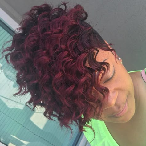 Short Curly Burgundy Weave Hairstyle Quick Weave Curly, Short Curly Weave, 27 Piece Hairstyles, Short Quick Weave, Burgundy Weave, Short Weave Hairstyles, Weave Hairstyles Braided, Black Hairstyles With Weave, Short Weave