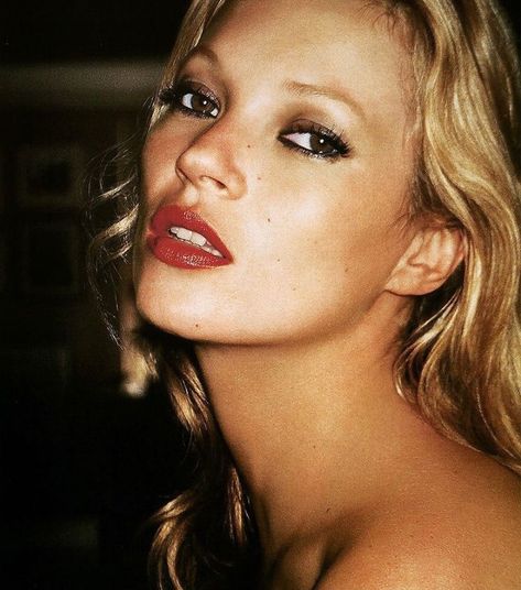 Kate Moss 90s, Miss Moss, Mario Testino, Vogue Italia, Makati, Red Lipstick, Kate Moss, Photo Print, Top Model