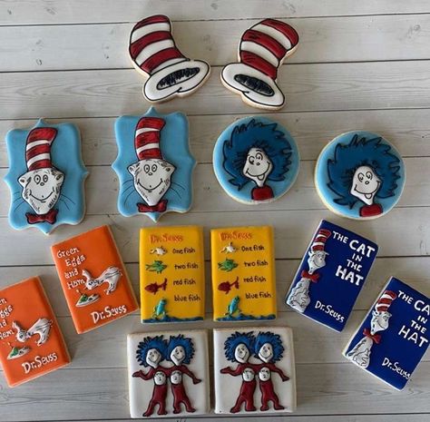 Cat In The Hat Cookies, Birthday Party Goodie Bags, Cartoon Cookie, Red Fish Blue Fish, Hat Cookies, Dr Seuss Birthday, One Fish Two Fish, The Cat In The Hat, Two Fish