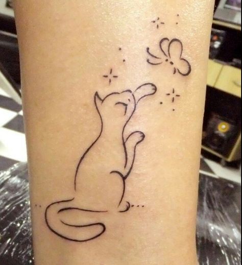 Cat & Butterfly Cat Tats, Animal Lover Tattoo, Cat Lover Tattoo, Minimalist Cat Tattoo, Cat And Butterfly, Kitty Tattoos, Cat Tattoo Simple, Cute Cat Tattoo, Cat Tattoo Small