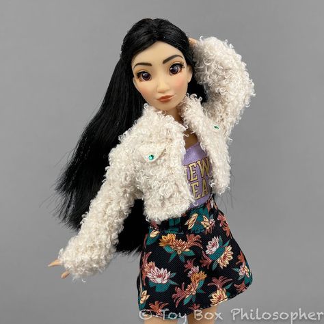 Ily 4EVER Fashion Dolls by Disney | The Toy Box Philosopher Ily4ever Doll, Ily 4ever Dolls, Disney Ily 4ever Doll, Ily Dolls, Disney Ily 4ever, Rose Embroidered Jeans, Hologram Colors, Girl With Green Eyes, Multi Colored Hair