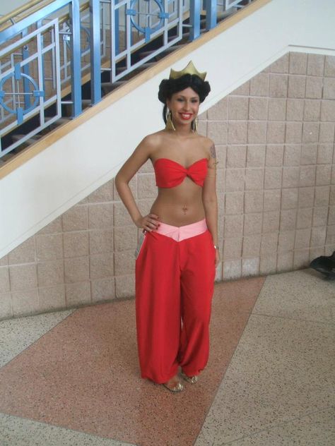 Slave Jasmine. Red Jasmine Costume, Princess Jasmine Red Costume, Jasmine Red Outfit Costume, Jasmine From Aladdin Costume, Jasmine Cosplay, Zoo Party, Holiday Costumes, Aladdin And Jasmine, Magic Hour