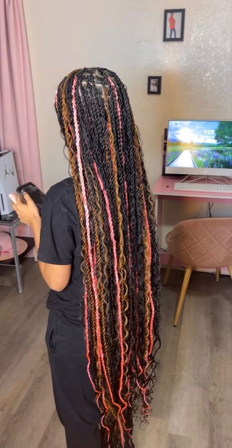 Black Pink And Brown Braids, Pink Black And Brown Braids, Brown And Pink Island Twist, Boho Twist With Color, Long Passion Twists Hairstyle With Color, Brown And Pink Passion Twist, Cute Baddie Hairstyles Braids, Twist Braids Hairstyles With Color, Long Twist Braids Hairstyles With Color