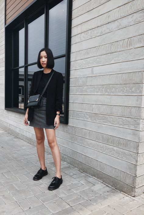 #minimalist #outfit #fashion #drmartens #1461 #black Dc Martens 1461 Outfit, Doc Martens Oxfords Outfit Summer, Dr Martens Outfit 1461, Doc Martens 1461 Outfit Women, Dr Martens Oxford Woman Outfit, 1461 Doc Martens Outfit, Outfit Docmart, Doc Marten 1461 Outfit, Black Oxfords Outfit